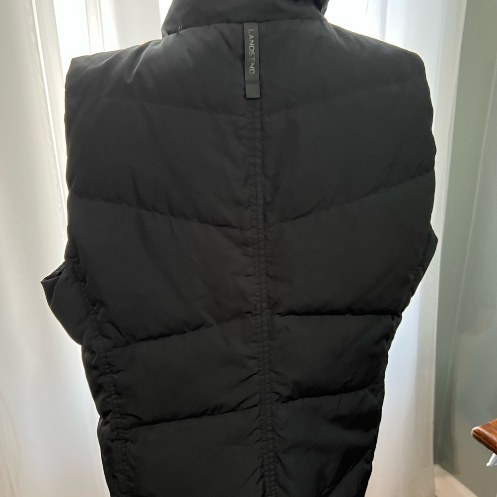 Lands End zip up down vest. Great condition. Warm. Black. Womens size Large.
